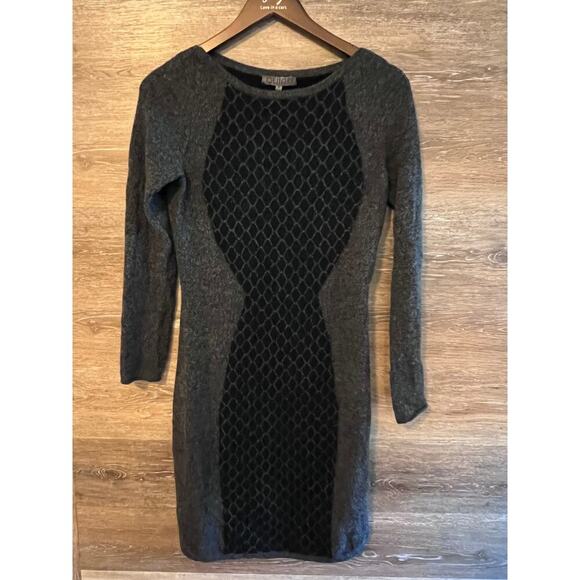 Quinn Dress Cashmere Black size small long sleeves short bodycon party elegant - Picture 1 of 6